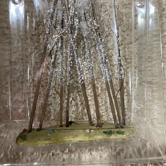 Lemax Stand of Sycamore Trees for Christmas Village - Picture 3 of 4